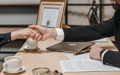 Cláusulas abusivas poco conocidas que puedes reclamar